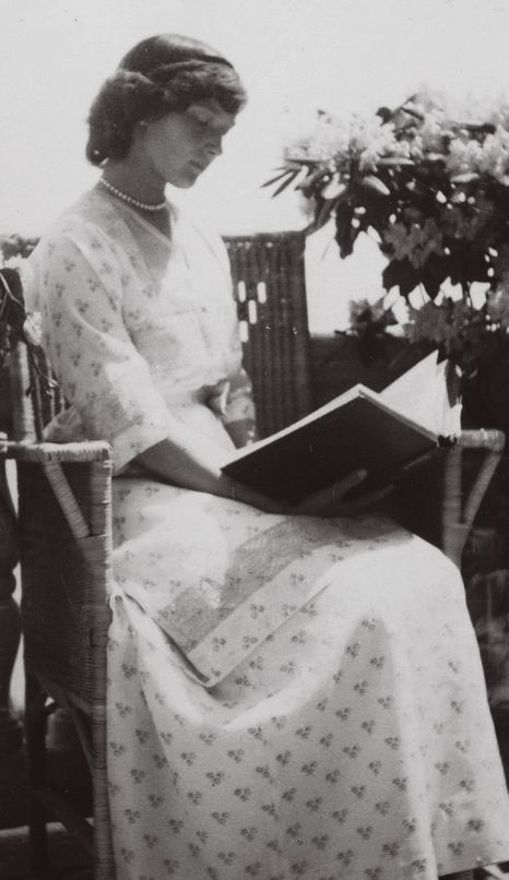 Tatjana loeb Livadia rõdul